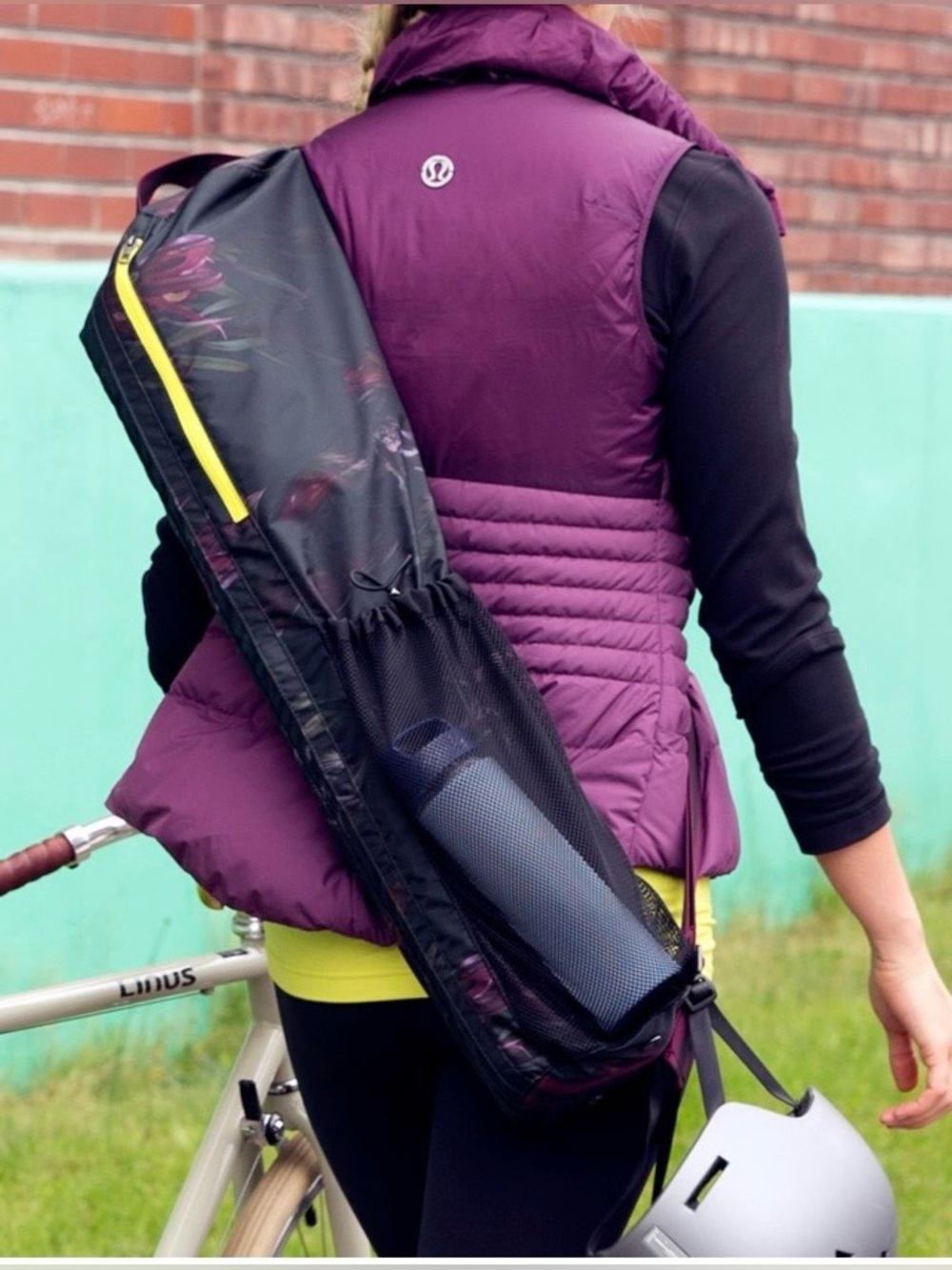 Lululemon Namaste Yoga Tote IV Mat Bag Midnight Iris Multi